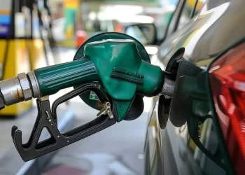 Saat 16.00’da Akaryakıta Dev Zam Geliyor!